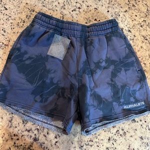 Alphalete Shorts